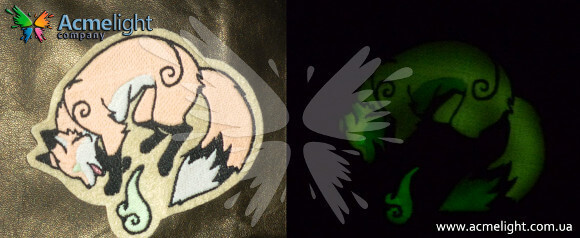 svetyaschiesya nakleyki na rukzak 2